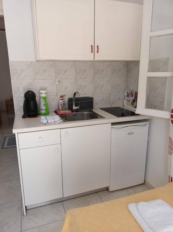 Dioni Lux Inn 2 Pachaina Exteriör bild